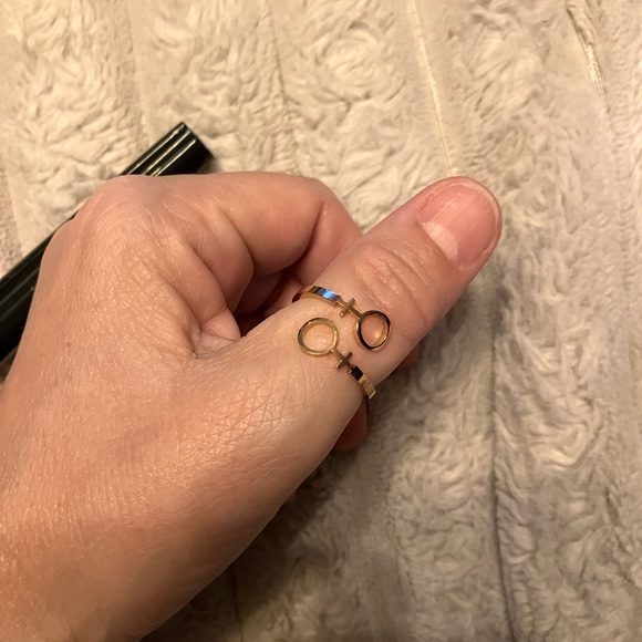 $10 each Lesbians females sigma ring in rose gold/ gold color adjustable - Picture 2 of 7